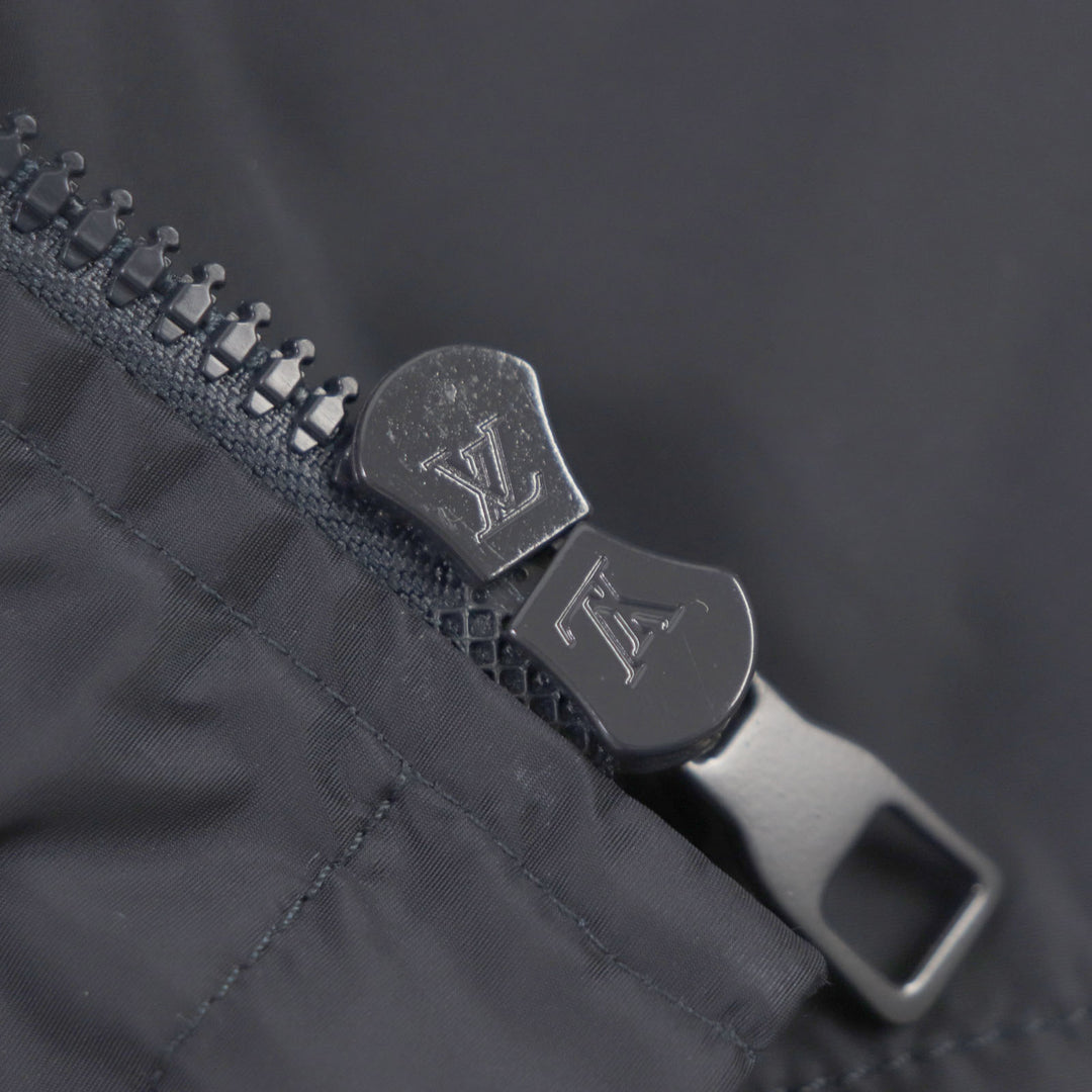 Great LOUIS VUITTON Mountain parka Nylon Rain Hoodie Blouson 50 1A5CWA