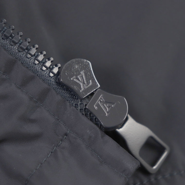 Great LOUIS VUITTON Mountain parka Nylon Rain Hoodie Blouson 50 1A5CWA
