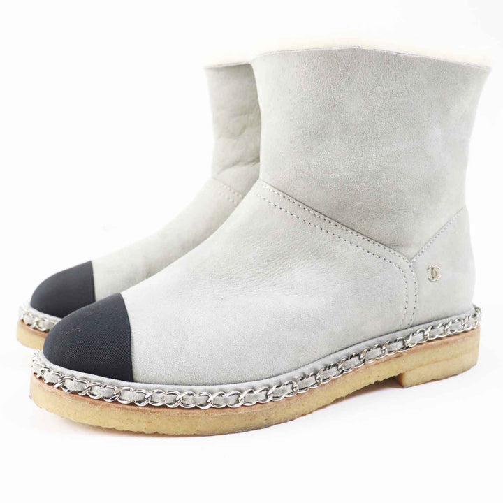 Excellent CHANEL boots COCO Mark・Chain included