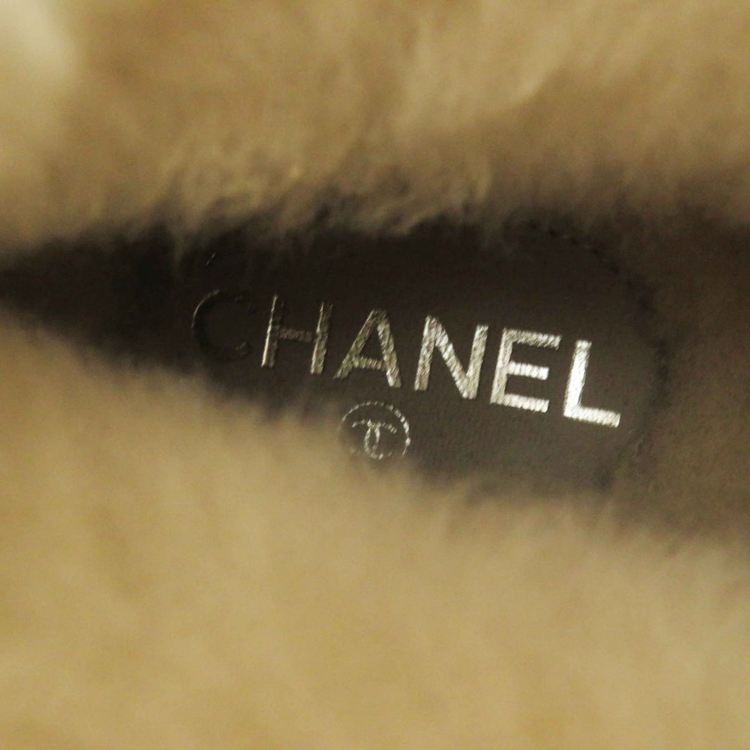 Excellent CHANEL boots COCO Mark・Chain included