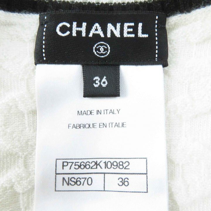 Excellent CHANEL cardigan Camellia COCO Button White x black cashmere Women 36 P75662