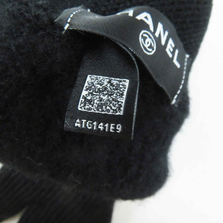 Pristine CHANEL gloves COCO Mark Bicolor Black White wool Women