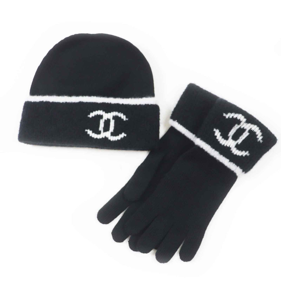 Pristine CHANEL gloves COCO Mark Bicolor Black White wool Women