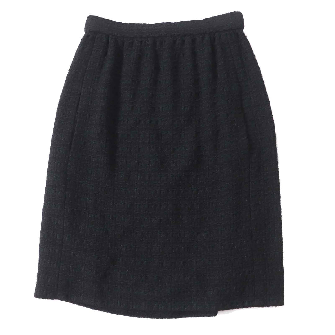 Excellent CHANEL skirt COCO Mark button with rhinestones Tweed black Women 36 21C P70024