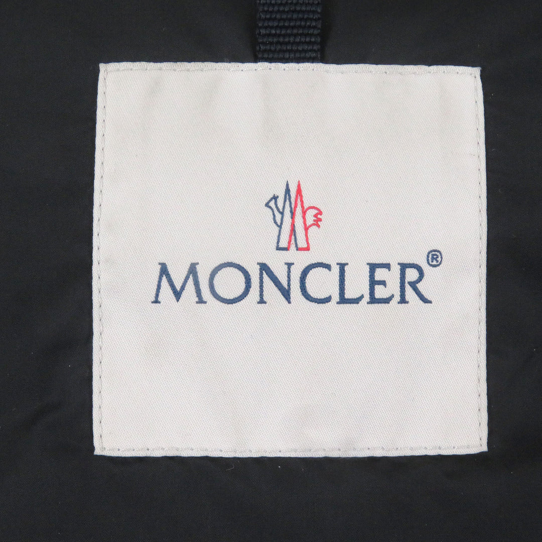 Great MONCLER Down vest MILLAIS GILET Lamb leather and mouton black Nylon mens 0