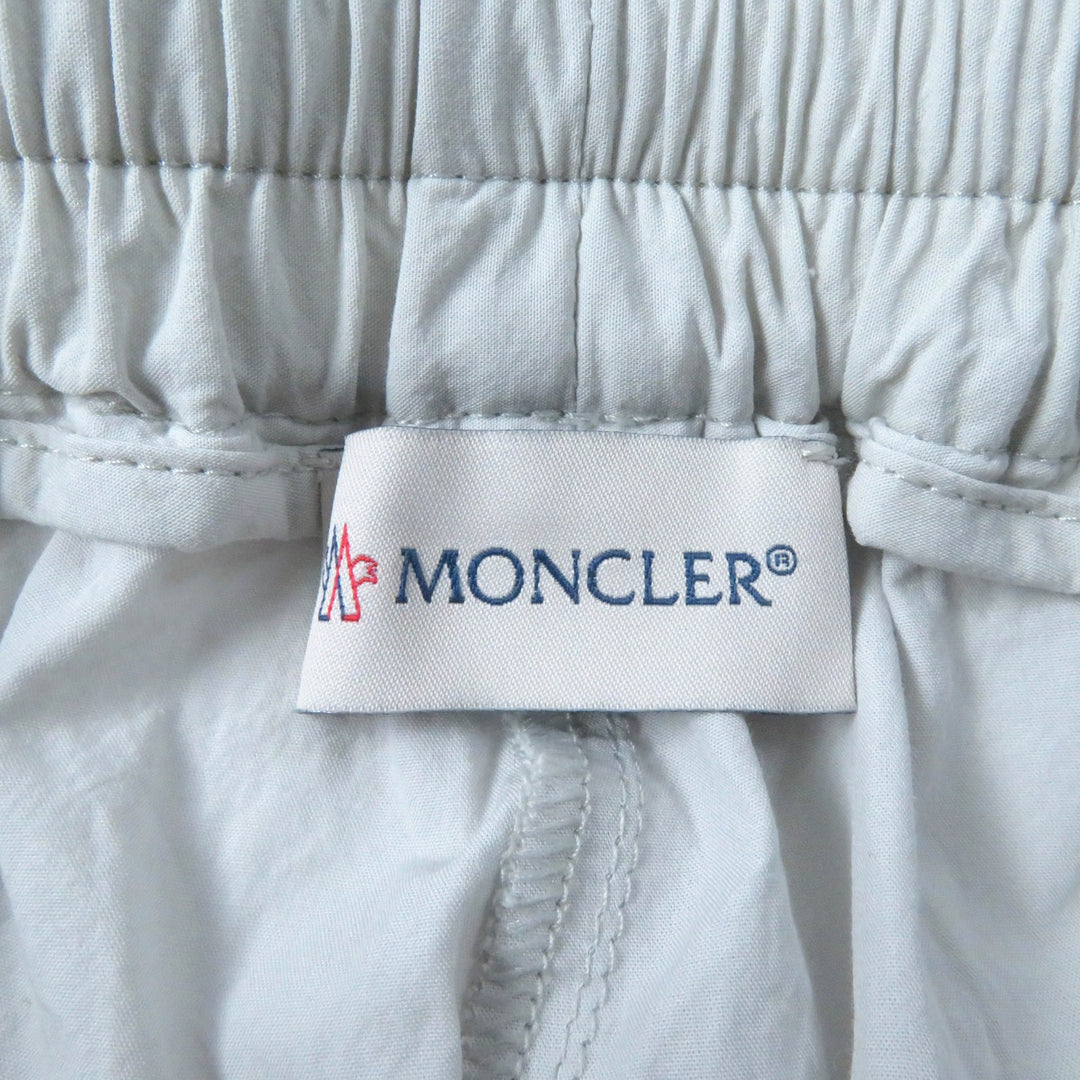 Excellent MONCLER cargo pants PANTALONE With logo patch Light gray cotton Women