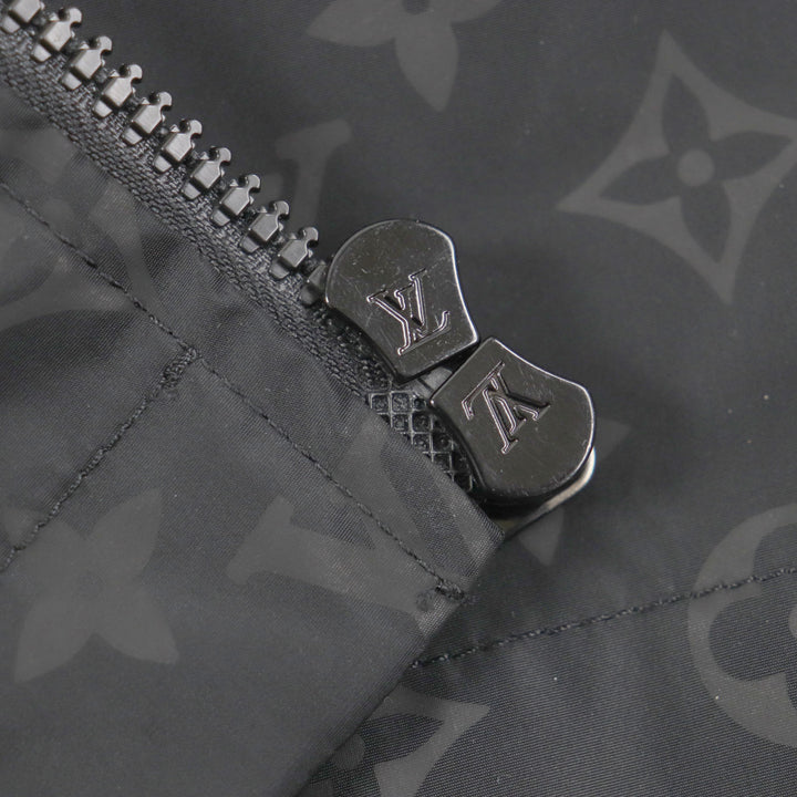 LOUIS VUITTON Mountain parka black Nylon mens 50 HNK48W
