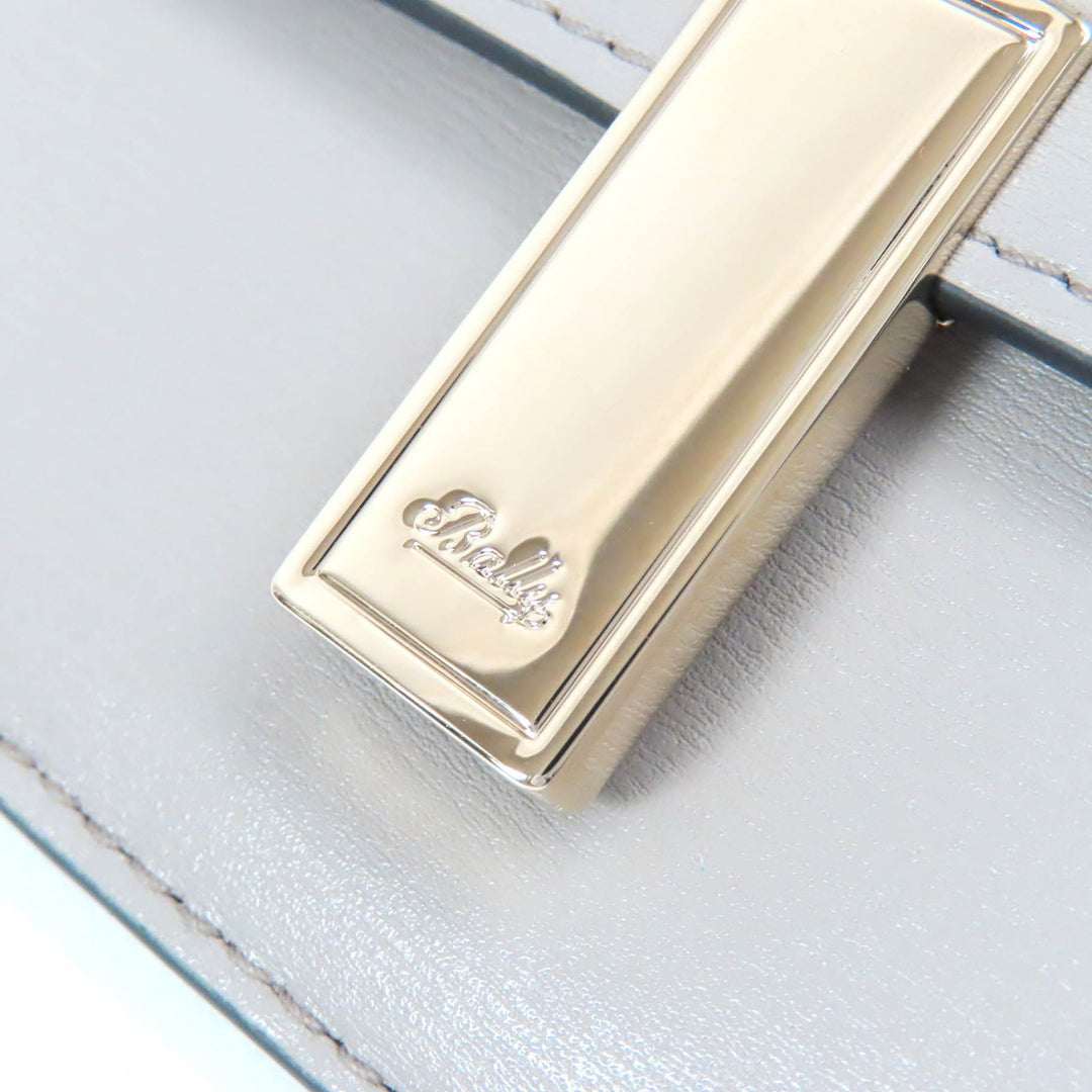 Pristine BALLY Coin case Logo Metal Zip Leather Pass Case Fragment Case Coin Pocket gray leather Women