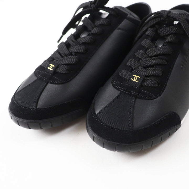 Pristine CHANEL sneakers Black White Calf leather Women 36 24S G45714