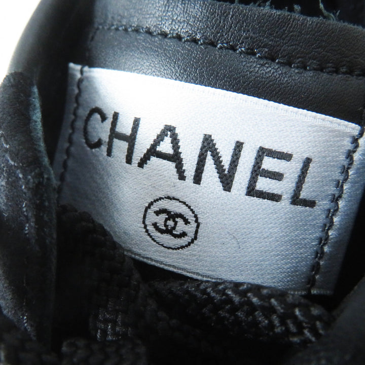 Pristine CHANEL sneakers Black White Calf leather Women 36 24S G45714