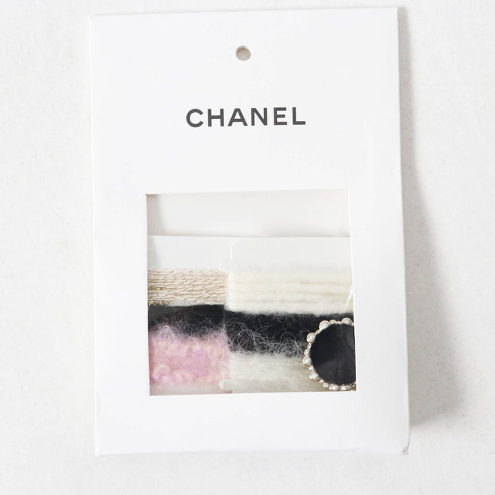 Excellent CHANEL Best Runway-wear knit Ecru Black Gold Pink cashmere Women 36