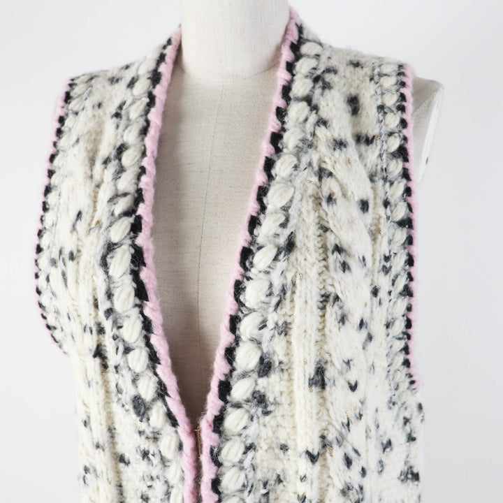 Excellent CHANEL Best Runway-wear knit Ecru Black Gold Pink cashmere Women 36 21A P71038
