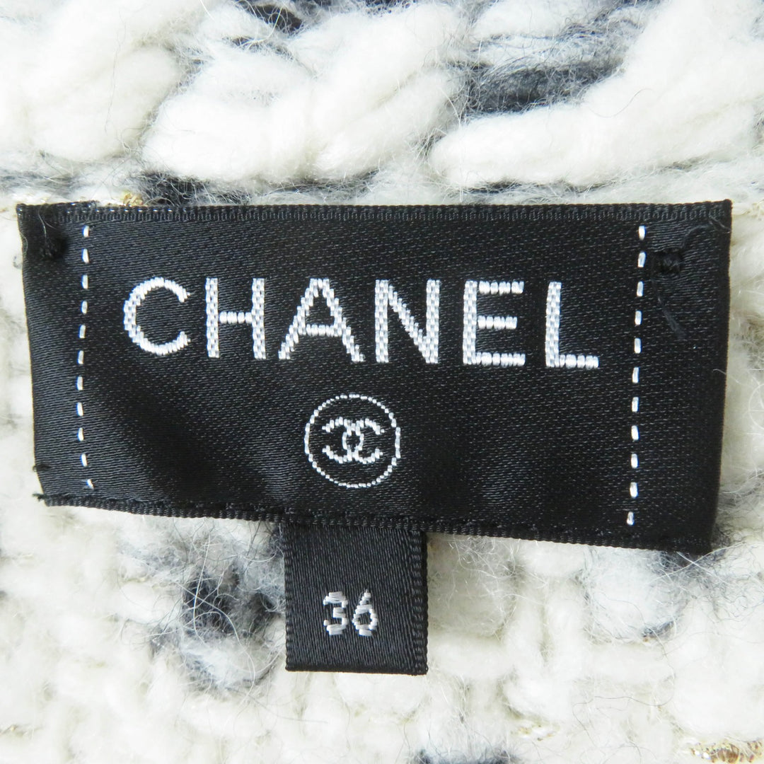 Excellent CHANEL Best Runway-wear knit Ecru Black Gold Pink cashmere Women 36