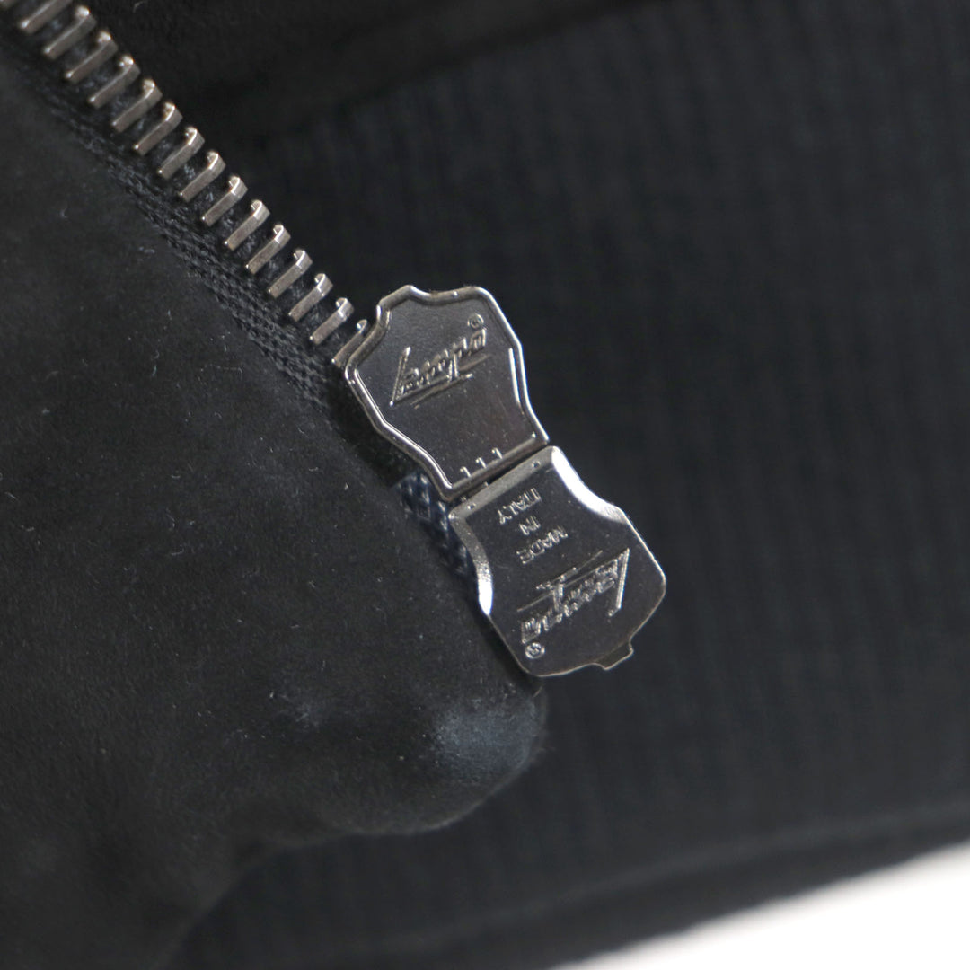 Great HERNO Resort Jacket With logo, hooded, zip-up, padded black Goat leather mens 44 PL002UR