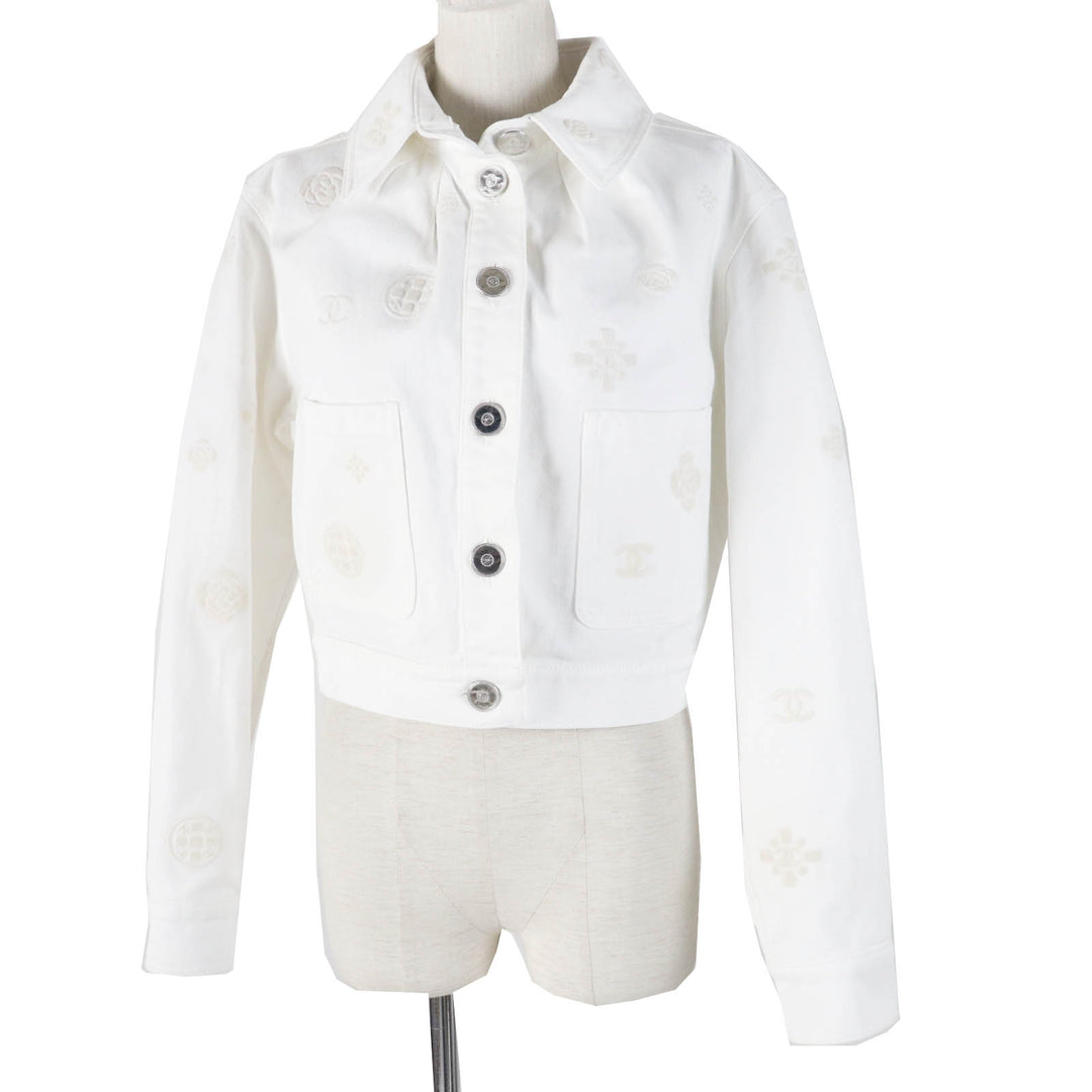 Excellent CHANEL Denim Jacket COCO Mark button, camellia embossed, white Women 36 P70204