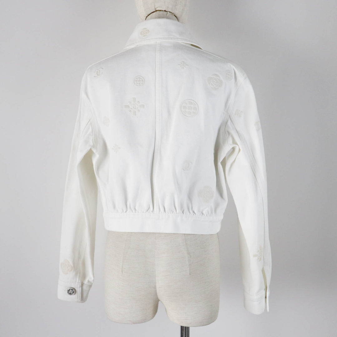Excellent CHANEL Denim Jacket COCO Mark button, camellia embossed, white Women 36 P70204