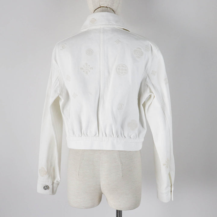 Excellent CHANEL Denim Jacket COCO Mark button, camellia embossed, white Women 36 P70204