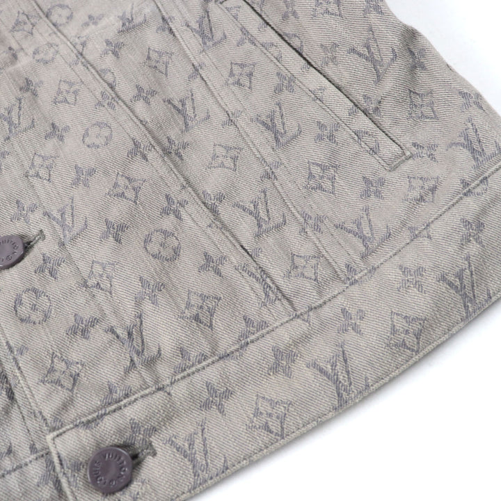 LOUIS VUITTON Denim Jacket Logo button Flap pocket Monogram gray mens 46 HHA21W