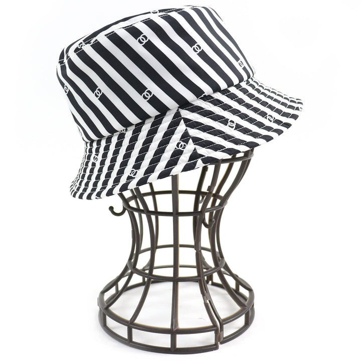 Excellent CHANEL hat COCO BEACH COCO Mark Bucket Hat Black White Women S AA9874