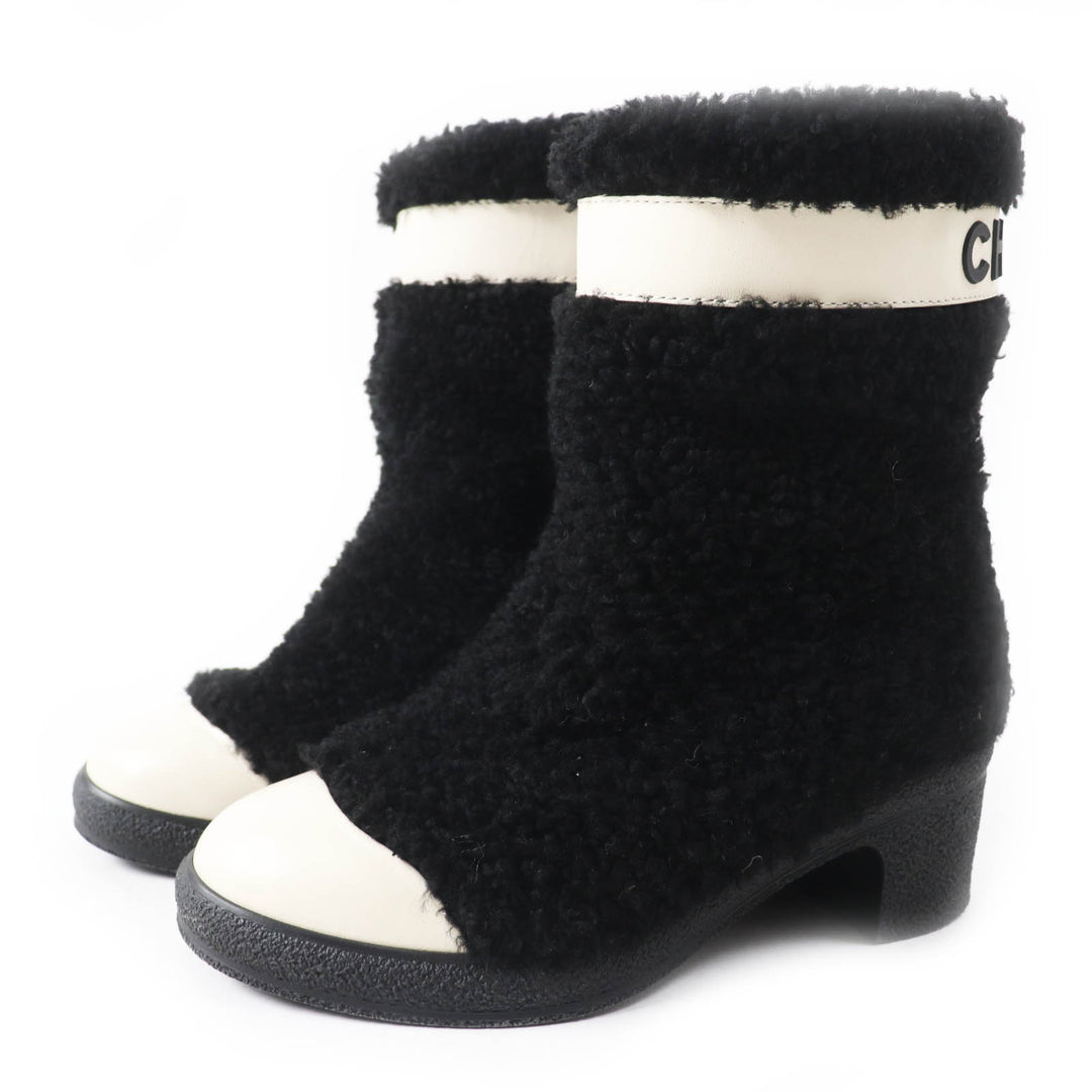 Excellent CHANEL short boots COCO Mark logo sheepskin Black White Women 35 G34080