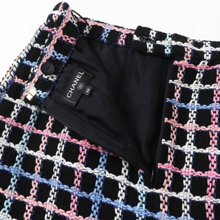 Excellent CHANEL skirt Runway wear COCO Mark button tweed black multi Women 38 P72501