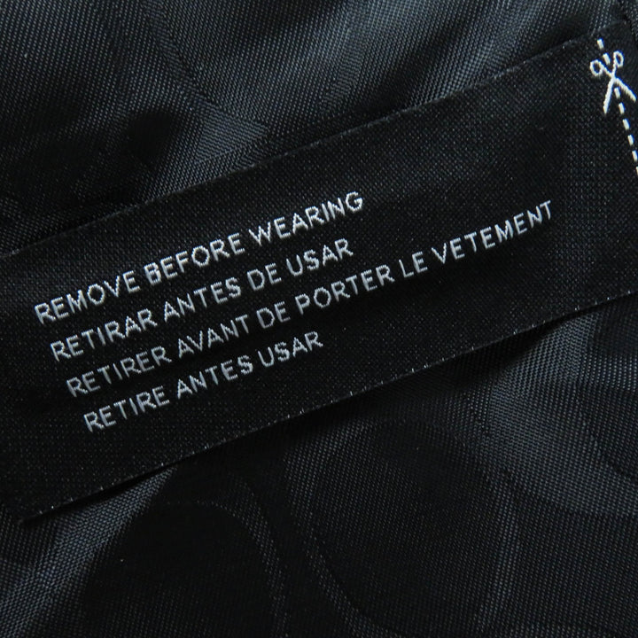 Pristine COACH trench coat Signature charm and logo button on the back, XS