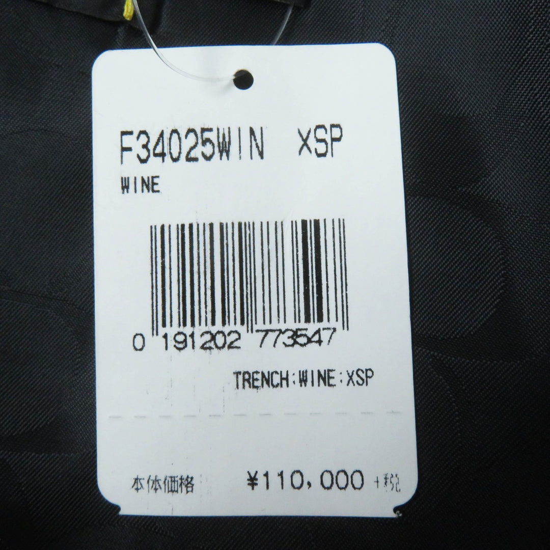 Pristine COACH trench coat Signature charm and logo button on the back, XS