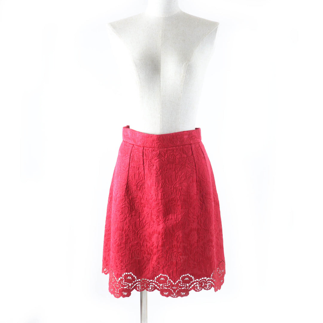 Excellent DOLCE&GABBANA skirt Floral pattern, all-over embossed, with lace, trapezoid Red cotton Women 40