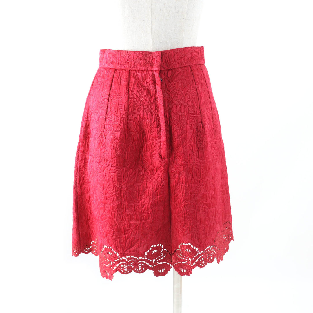 Excellent DOLCE&GABBANA skirt Floral pattern, all-over embossed, with lace, trapezoid Red cotton Women 40