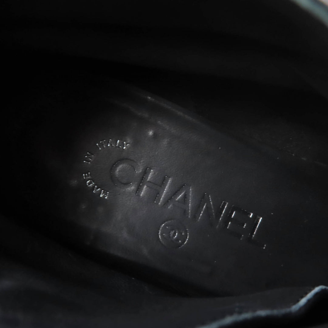 Great CHANEL Ankle boots Belt design Black light blue leather Women 22B G39334