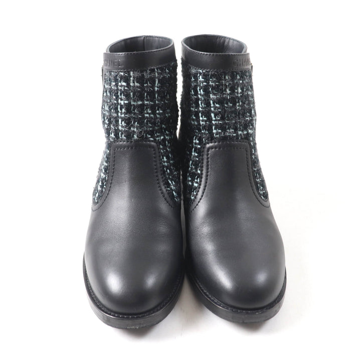 Great CHANEL Ankle boots Belt design Black light blue leather Women 22B G39334