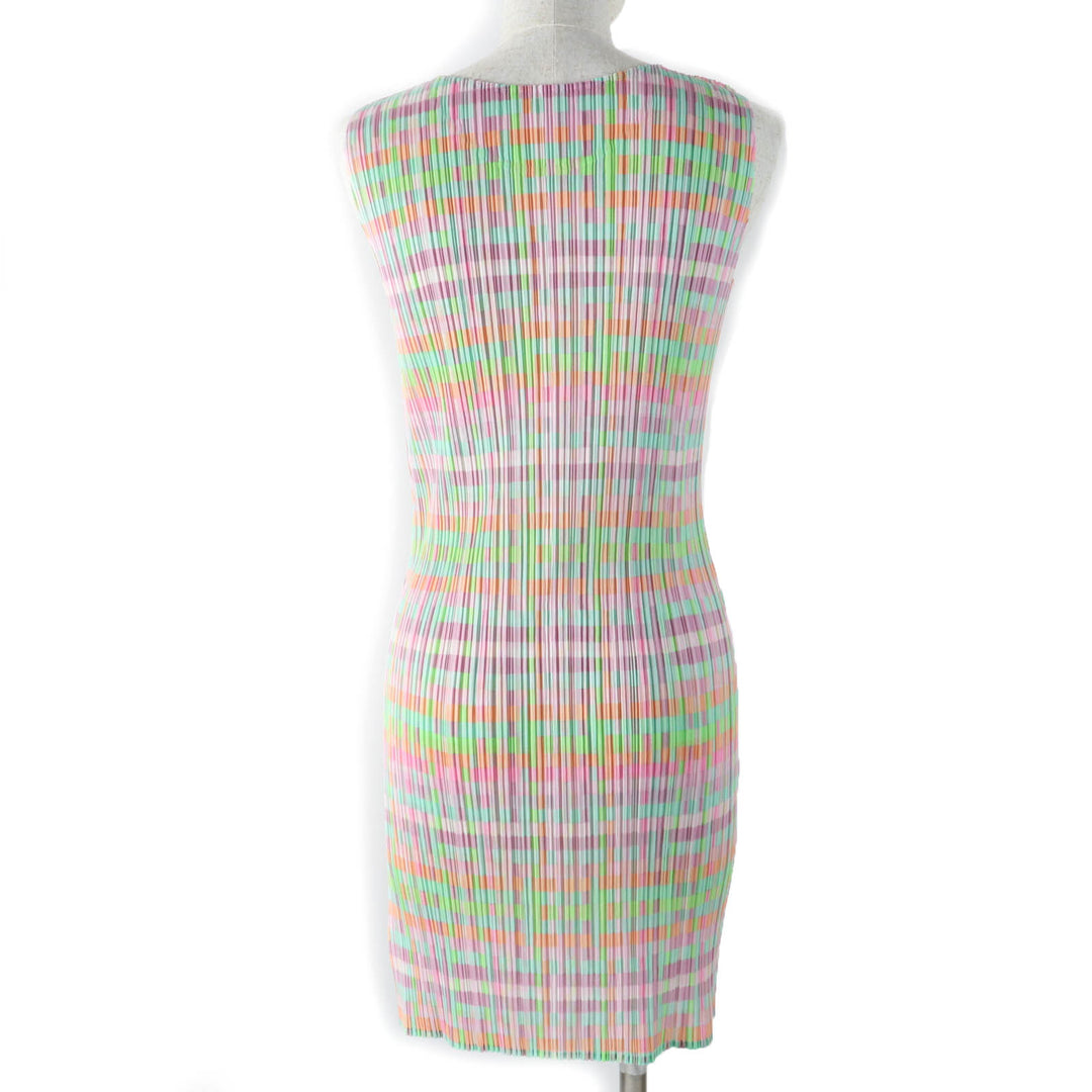 Great PLEATS PLEASE one piece Check Pattern Sleeveless Tunic multicolor 3