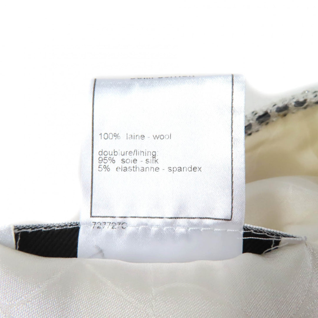 Excellent CHANEL Cut COCO Mark Emblem Tweed Trimmed off white Women 36 05C