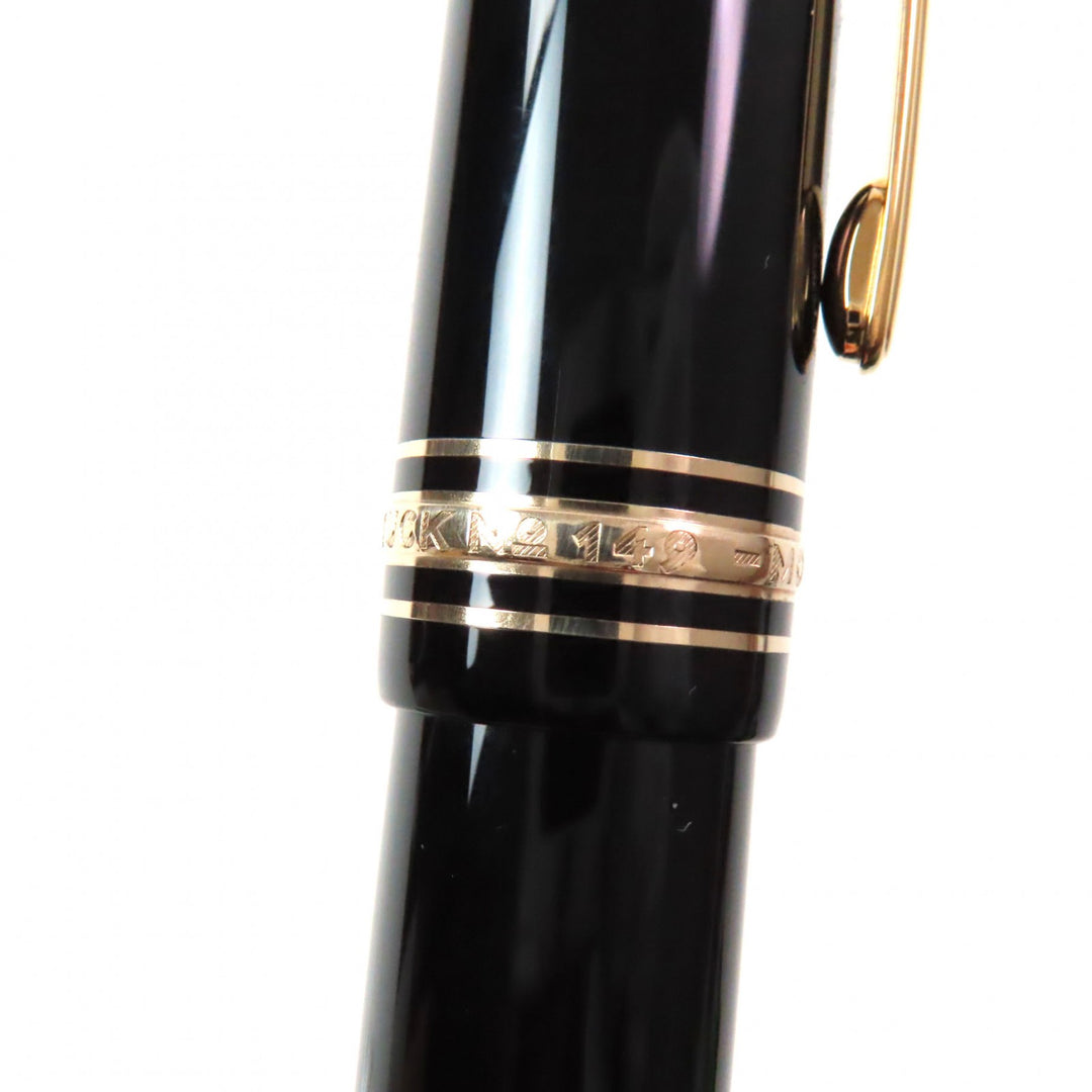 Excellent MONTBLANC fountain pen Meisterstck white star Black gold 18K mens