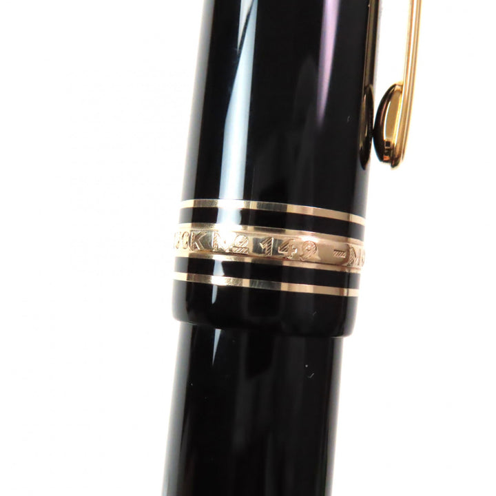 Excellent MONTBLANC fountain pen Meisterstck white star Black gold 18K mens