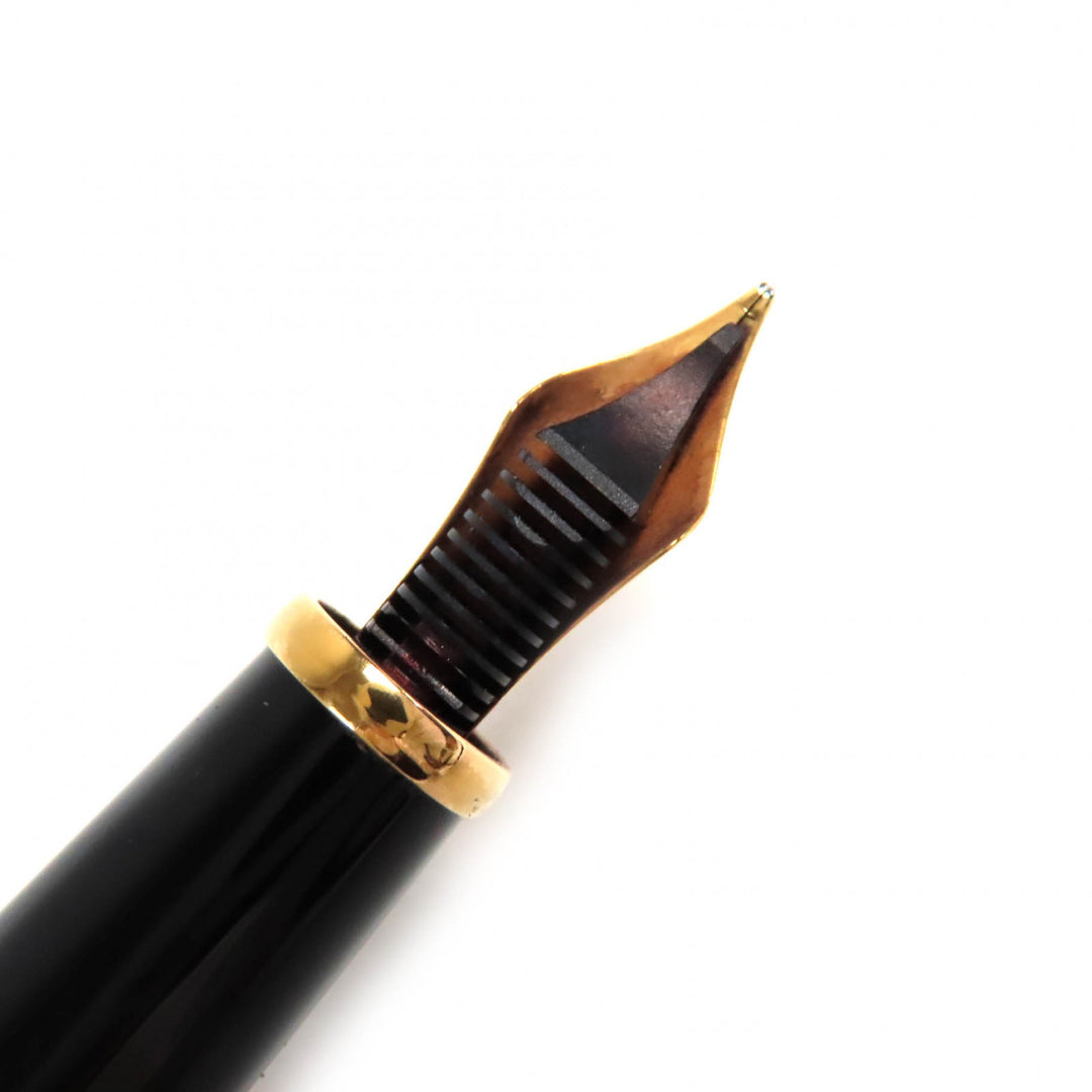 Very Good Cartier fountain pen Diaboro de Cartier black 18K mens