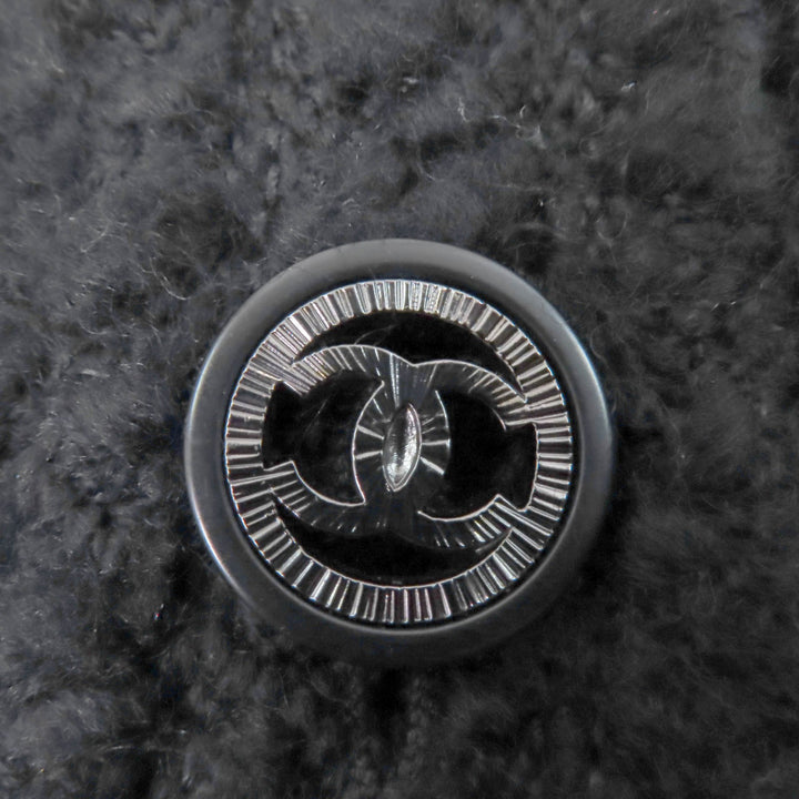 Excellent CHANEL coat Tweed with COCO Mark buttons black wool Women 34 P46625V28631