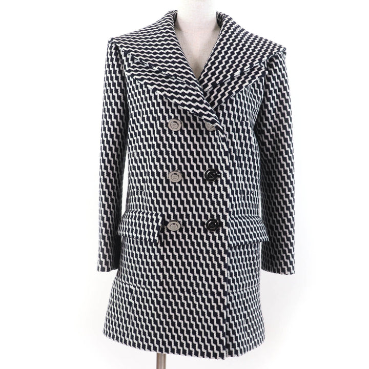 Excellent CHANEL coat Hexagon COCO Button Zigzag Pattern Black White Women 36 P59081V39106