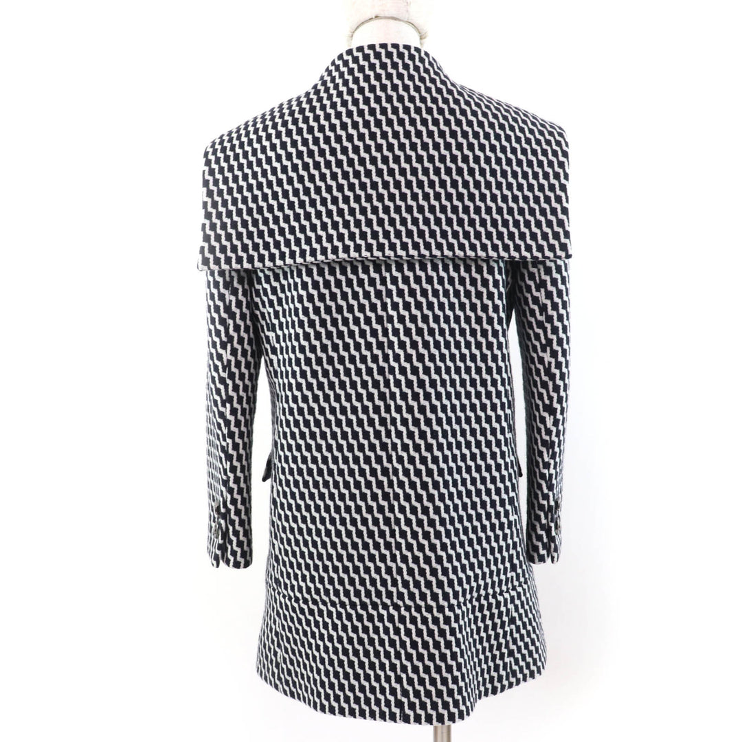 Excellent CHANEL coat Hexagon COCO Button Zigzag Pattern Black White Women 36 P59081V39106