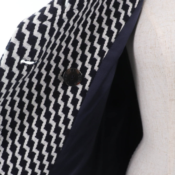 Excellent CHANEL coat Hexagon COCO Button Zigzag Pattern Women 36 P59081V39106