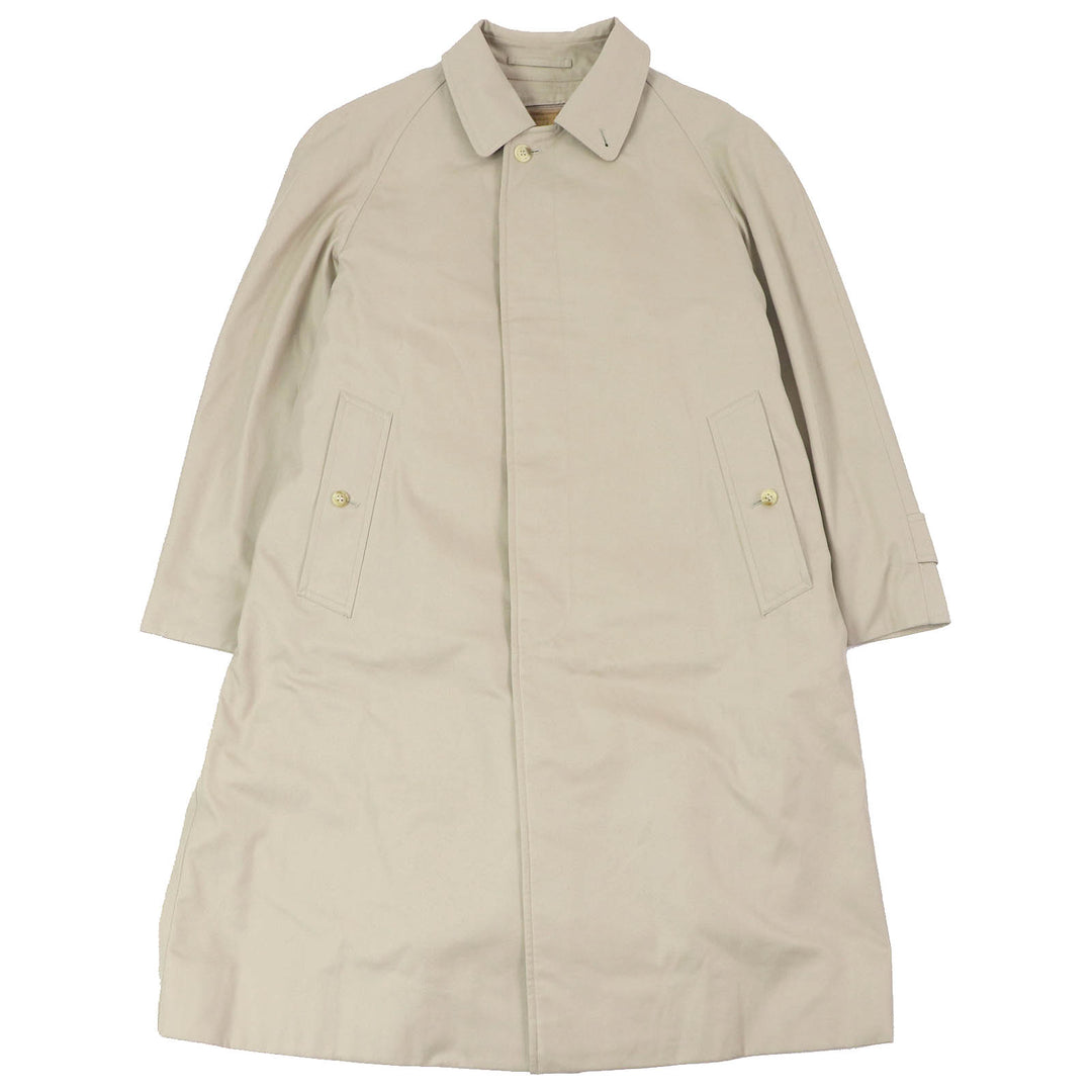 Very Good Burberrys coat Wool liner with Nova check pattern on the back beige