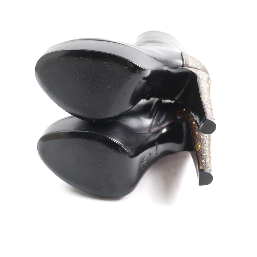 Excellent LOUIS VUITTON Ankle boots black leather Women 36