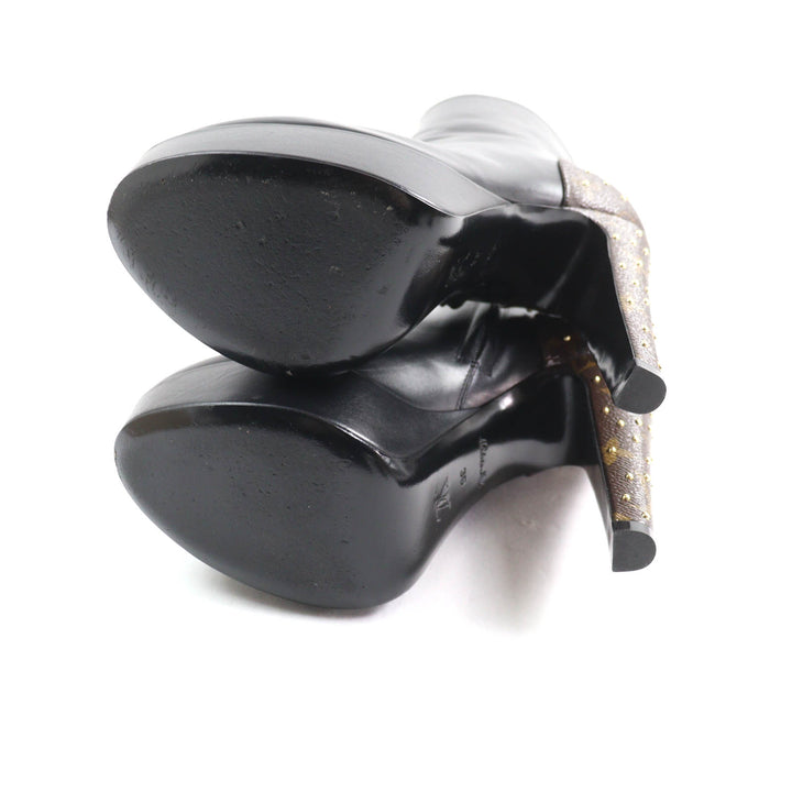 Excellent LOUIS VUITTON Ankle boots black leather Women 36