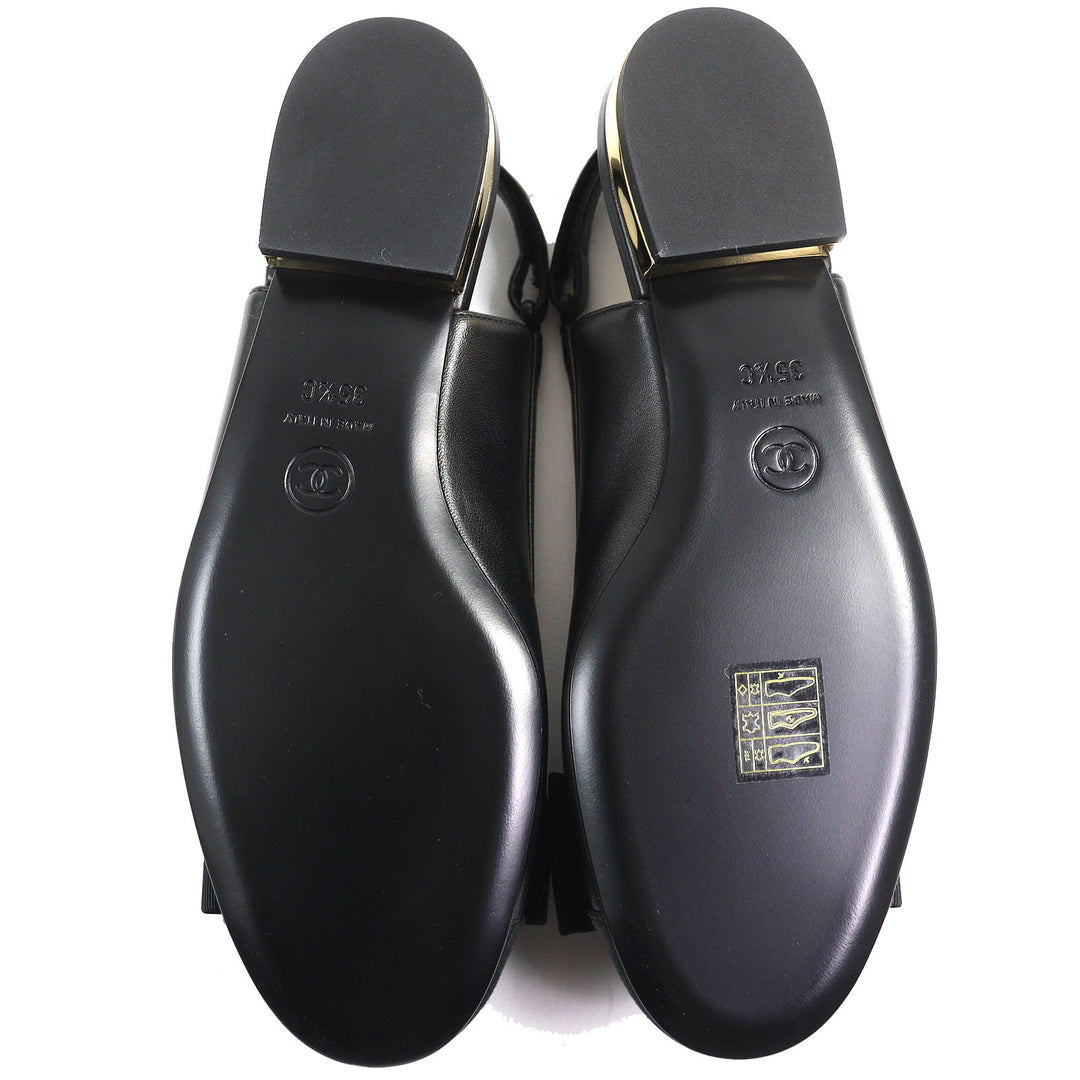 Pristine CHANEL pumps COCO Mark ribbon black Lamb leather Women 35.5 G45689