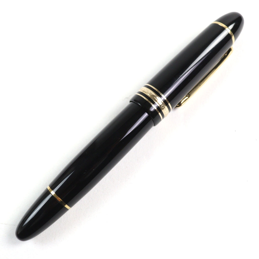 Great MONTBLANC fountain pen Meisterstuck 149 White Star logo engraved 18K mens