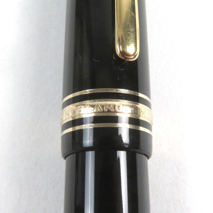 Great MONTBLANC fountain pen Meisterstuck 149 White Star logo engraved 18K mens