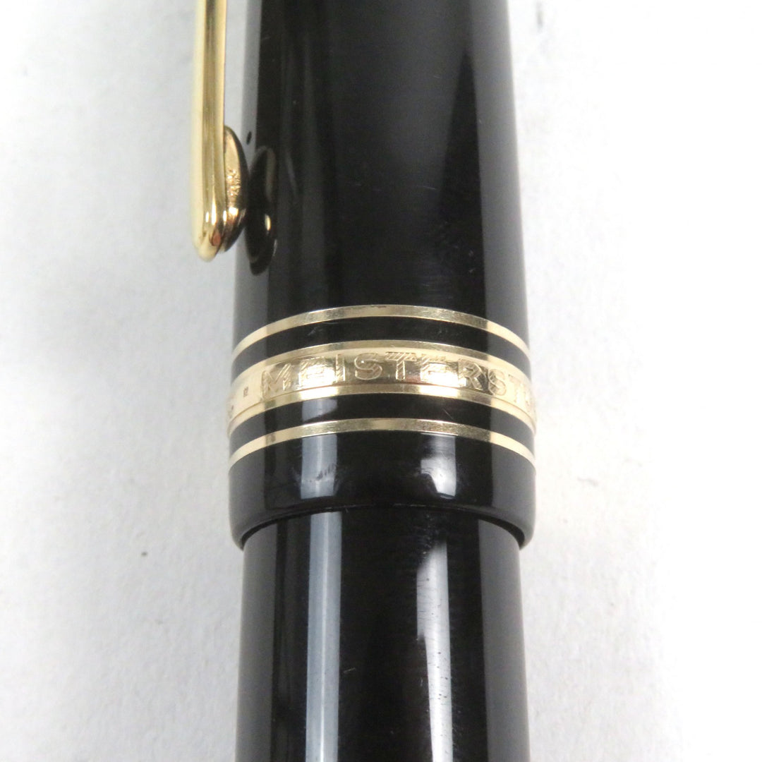 Great MONTBLANC fountain pen Meisterstuck 149 White Star logo engraved 18K mens