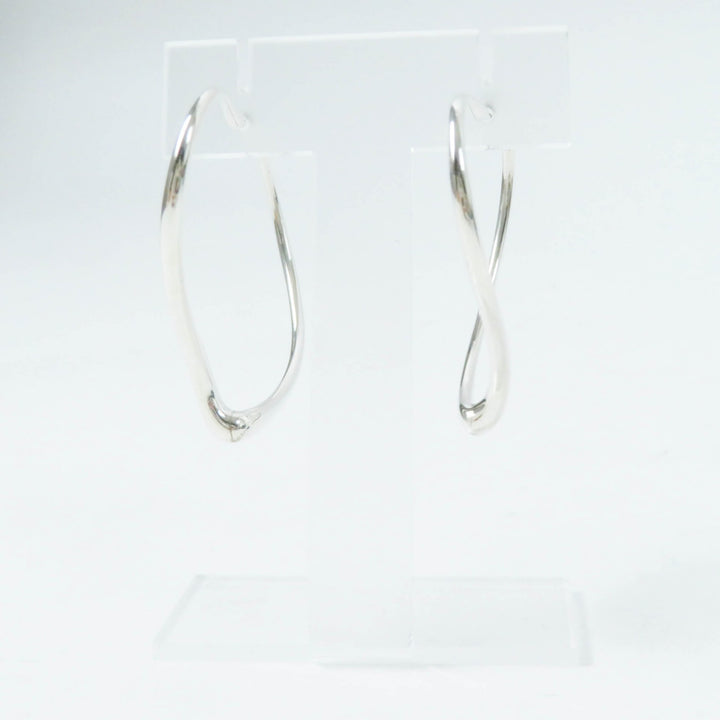 Great TIFFANY&Co. Pierce Open Heart Medium Hoops for both ears Silver AG925 Women