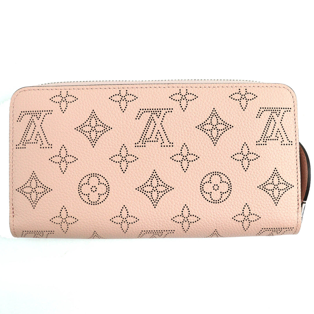 Pristine LOUIS VUITTON Purse Mahina Magnolia Women M61868