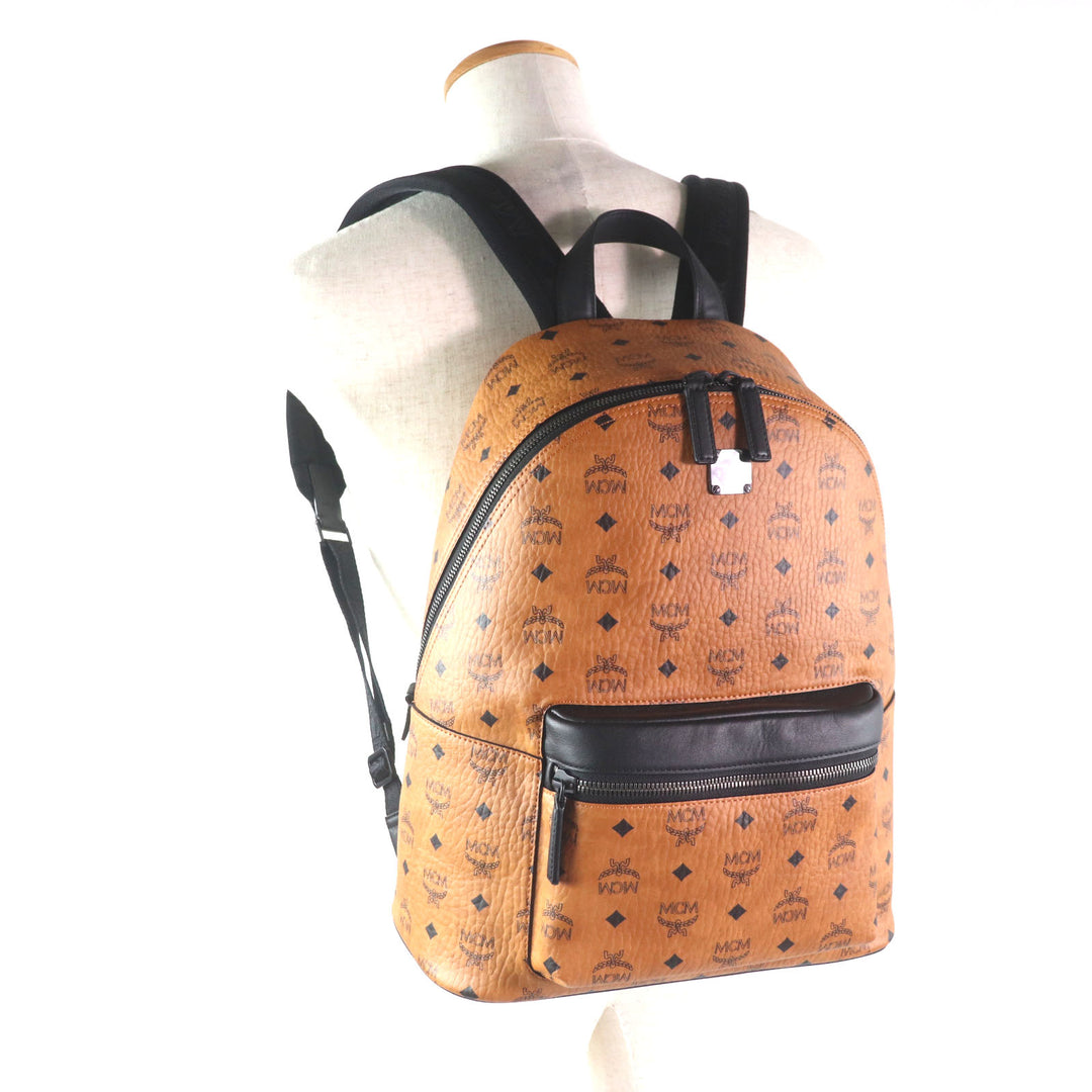 Pristine MCM Backpack Daypack Stark Backpack in Visetos Medium canvas